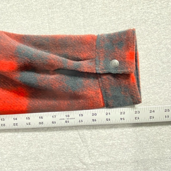Columbia Mens XL Steens Mountain Printed Fleece Jacket Red Black Plaid Snap NWT - Picture 15 of 15